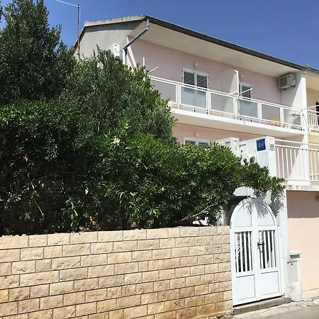 Katnic Hvar Town